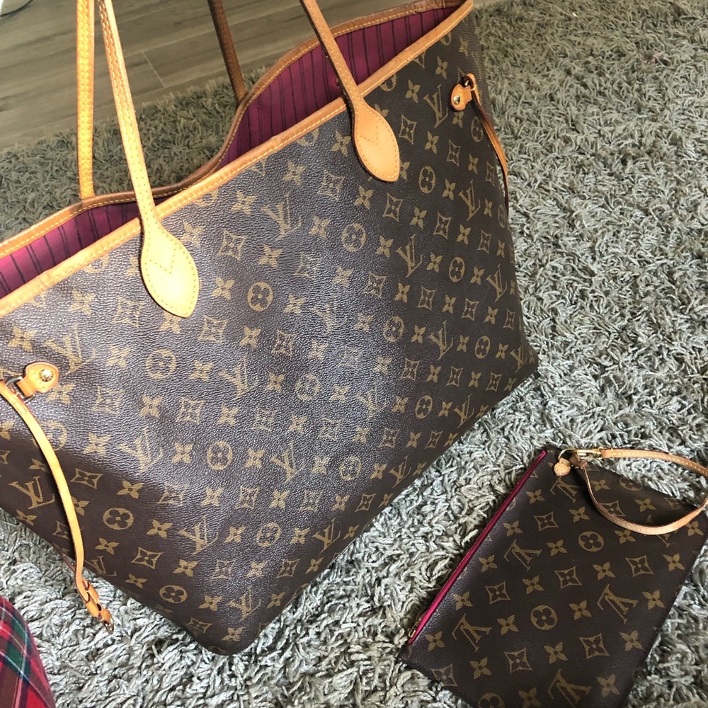 Neverfull GM with pouch fuchsia pink interior